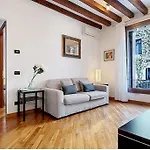 Salmaso Apartments *