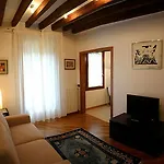 Salmaso Apartments *