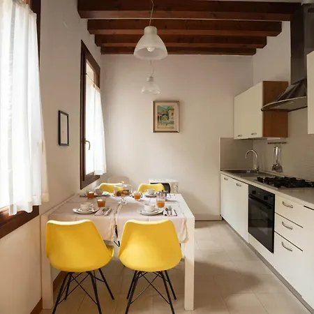 Apartment Salmaso Apartments Venice